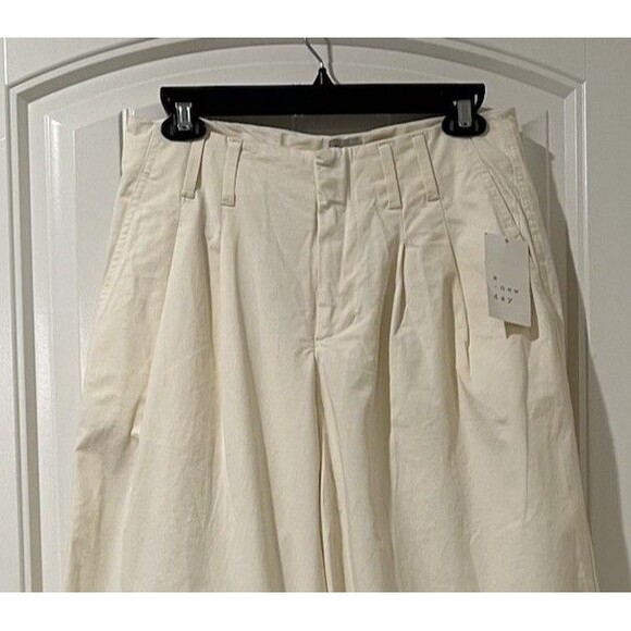 NEW a new day Cream High-Rise Pleat Front Wide Leg Women's Pants Size 6 - Picture 3 of 10